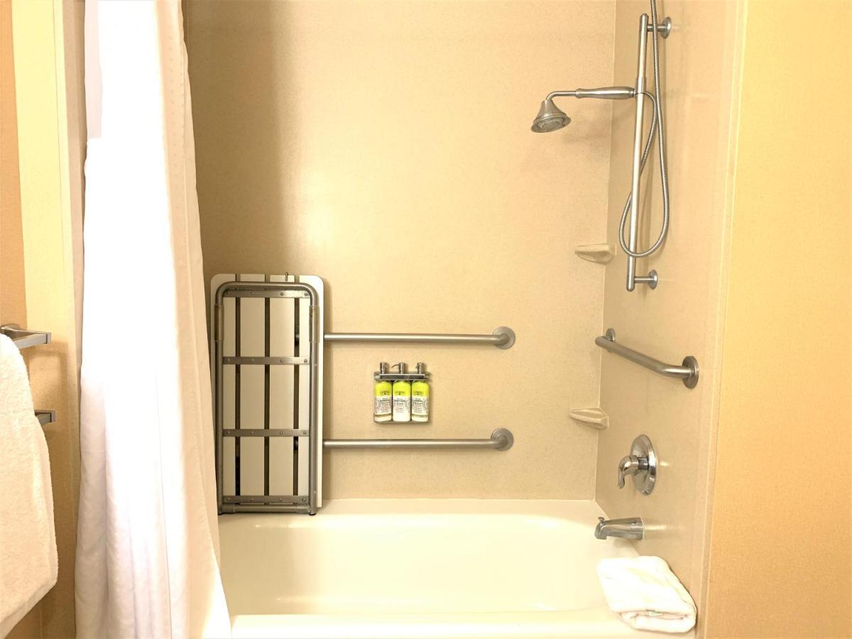 Holiday Inn Express Fresno Northwest - Herndon By Ihg Buitenkant foto