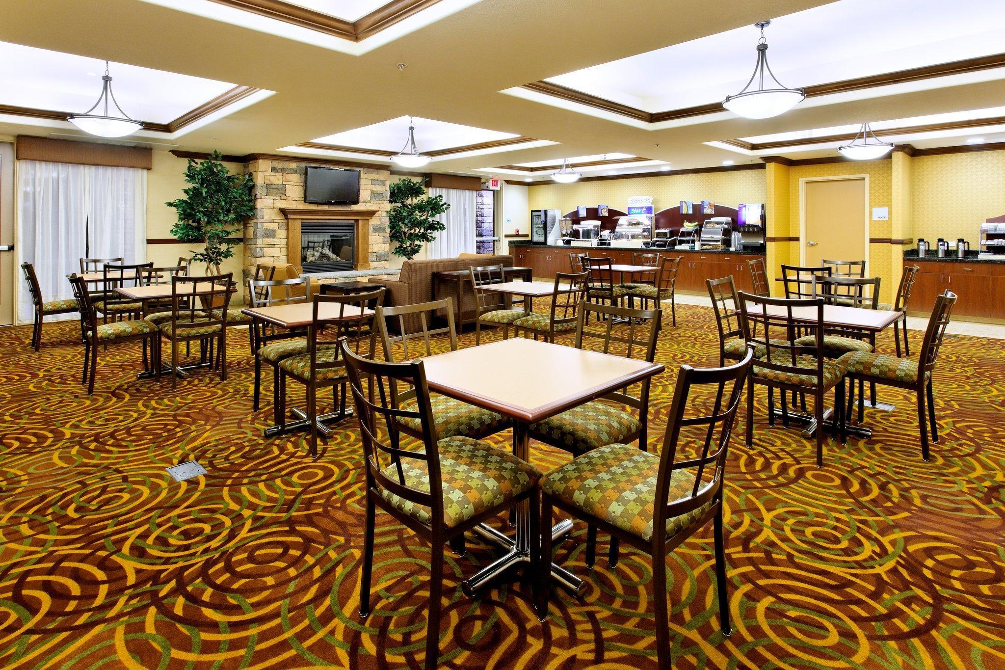 Holiday Inn Express Fresno Northwest - Herndon By Ihg Buitenkant foto